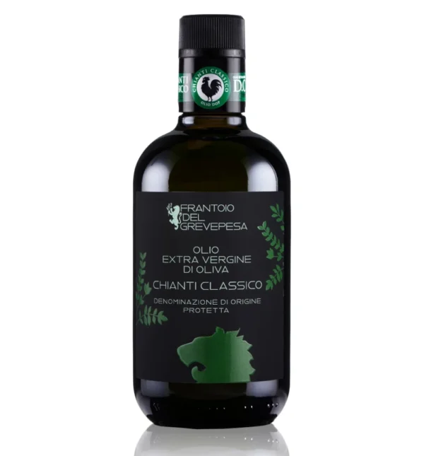 Eine dunkle Glasflasche Frantoio del Grevepesa Chianti Classico natives Olivenöl extra mit schwarzem Etikett, grüner Schrift und einer Löwensilhouette.